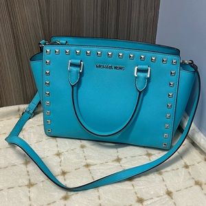 Michael Kors Selma Crossbody Purse